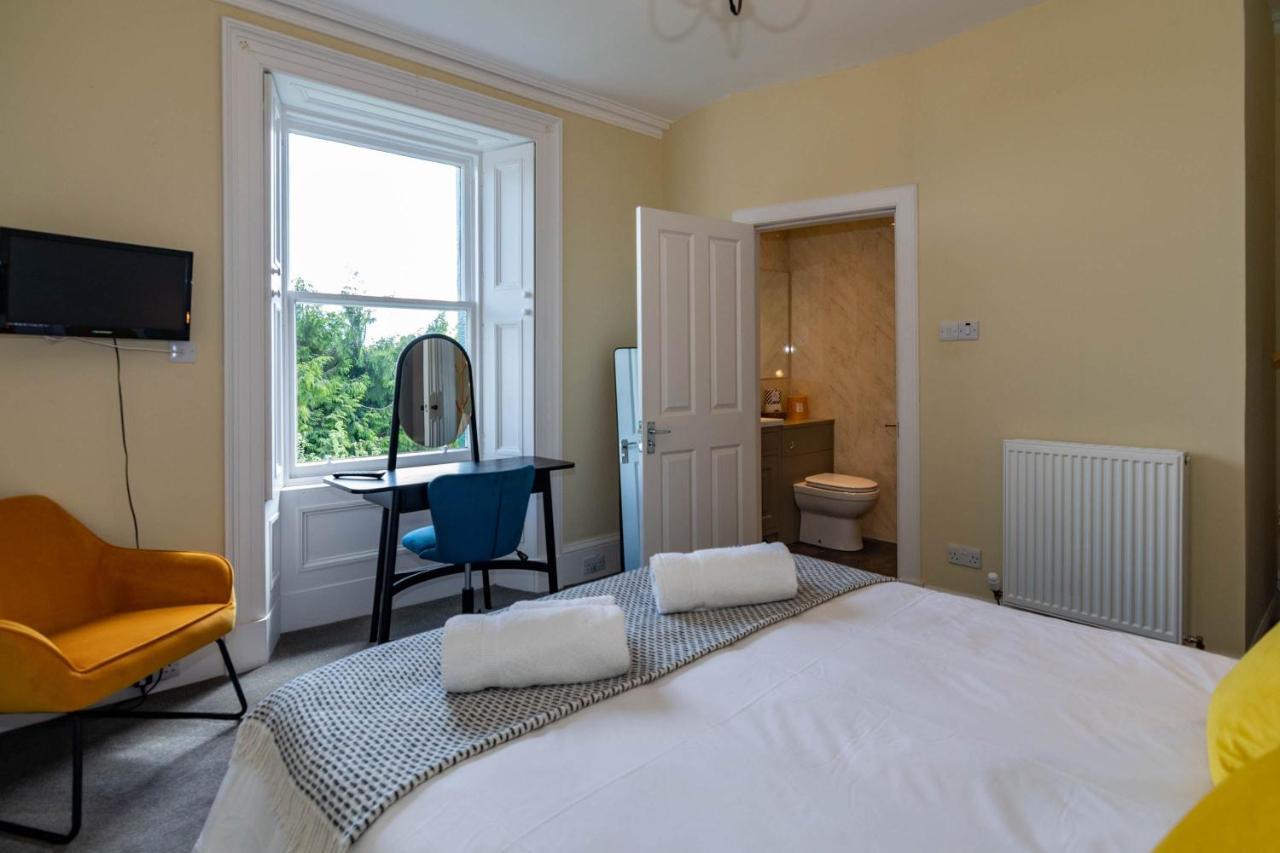 Blairgowrie and Rattray Rosebank House Blairgowrie - Sleeps 12, Games Rooms, Ev Point, Pets Welcome מראה חיצוני תמונה