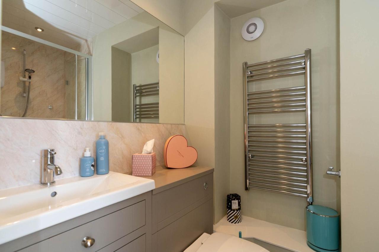 Blairgowrie and Rattray Rosebank House Blairgowrie - Sleeps 12, Games Rooms, Ev Point, Pets Welcome מראה חיצוני תמונה